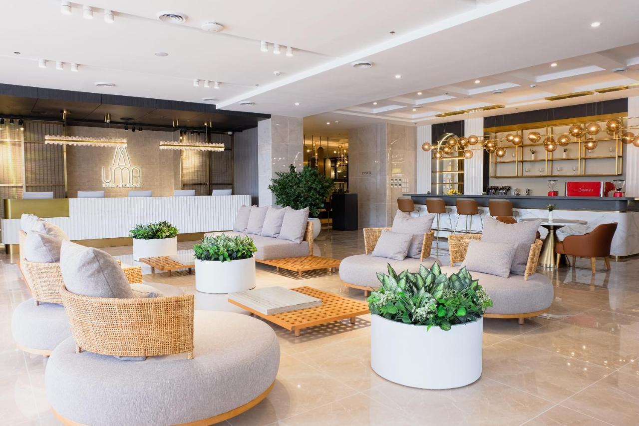 Uma Hotel And Residences Naga Kültér fotó