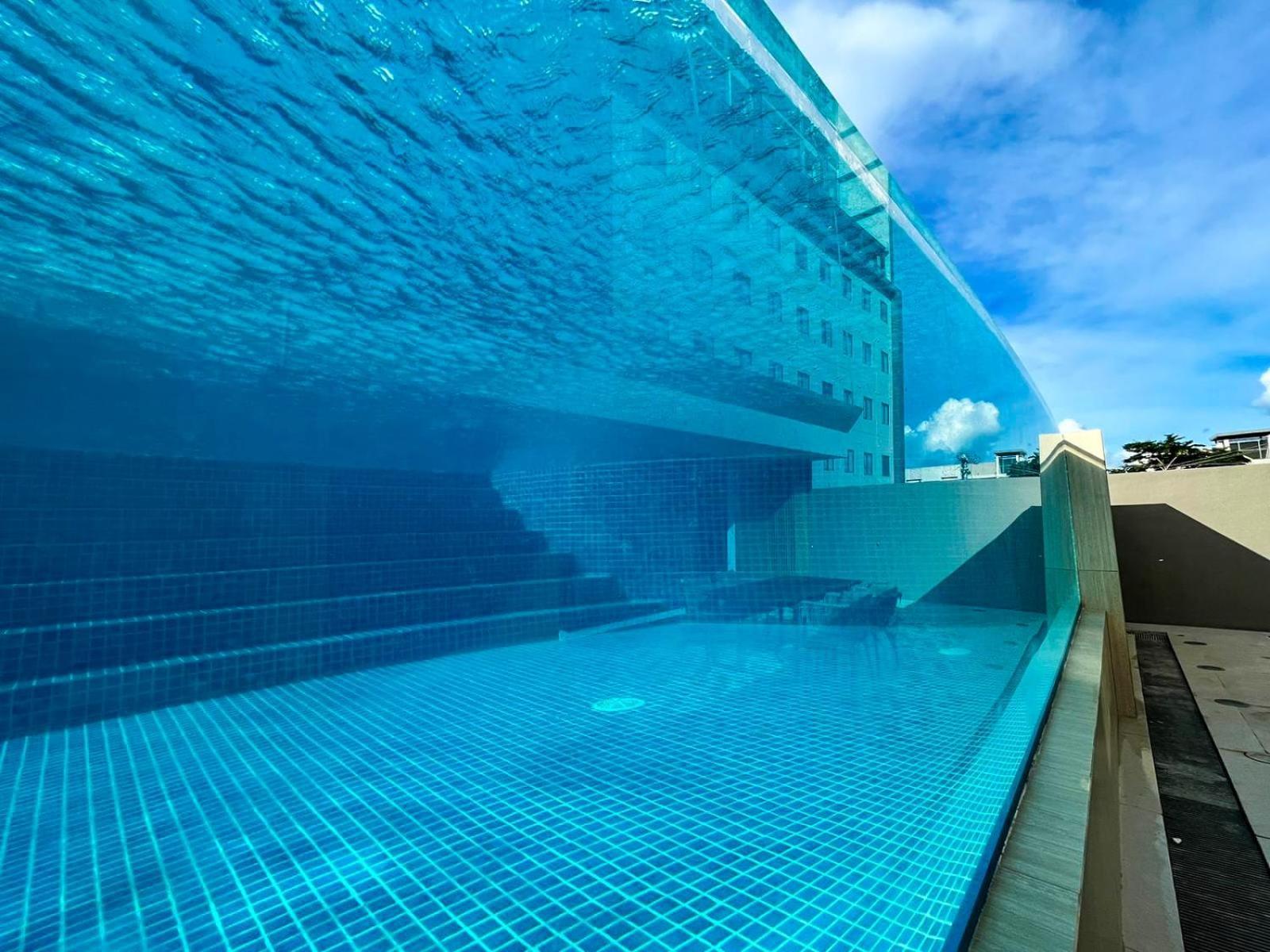 Uma Hotel And Residences Naga Kültér fotó